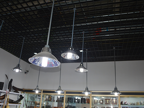 ���̰���